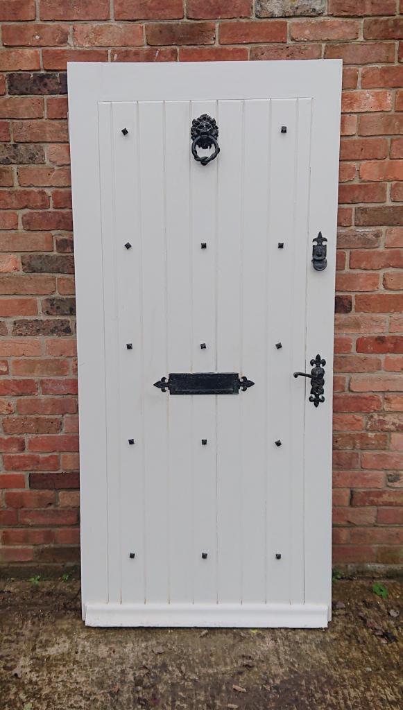 <p>Cottage style Front Door </p><p>90 cm x 194.5 cm